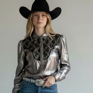 VTG Lame metallic western Glam silver black embroidered cowgirl button shirt